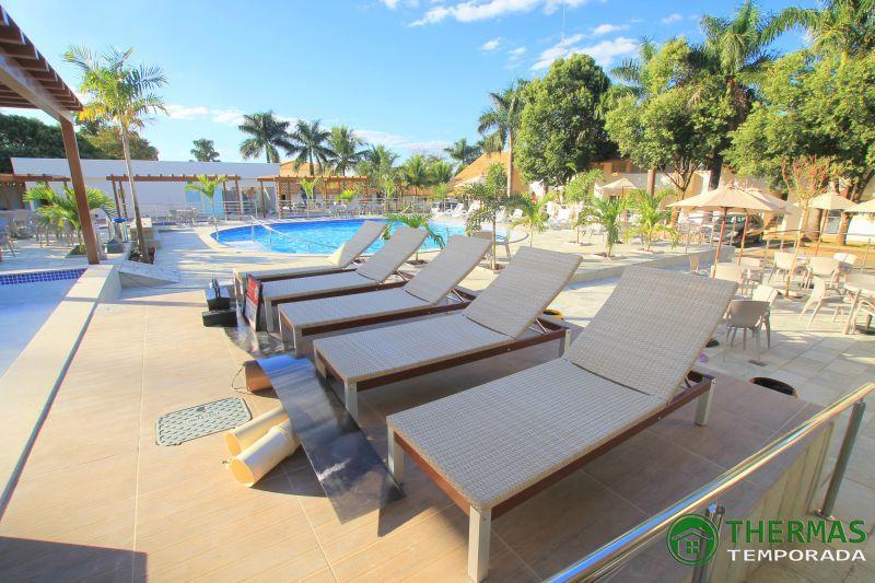 Diroma Piscina 24 H Com Bar Molhado Apartment Caldas Novas