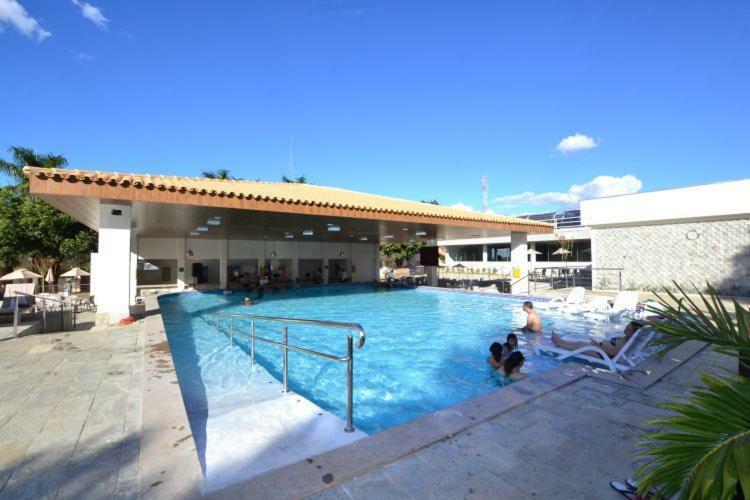 Apartment Diroma Piscina 24 H Com Bar Molhado
